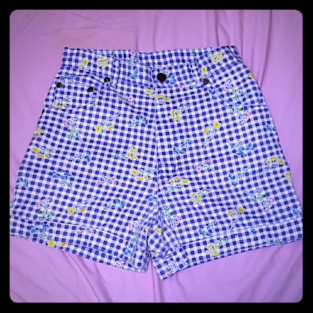 Short pants